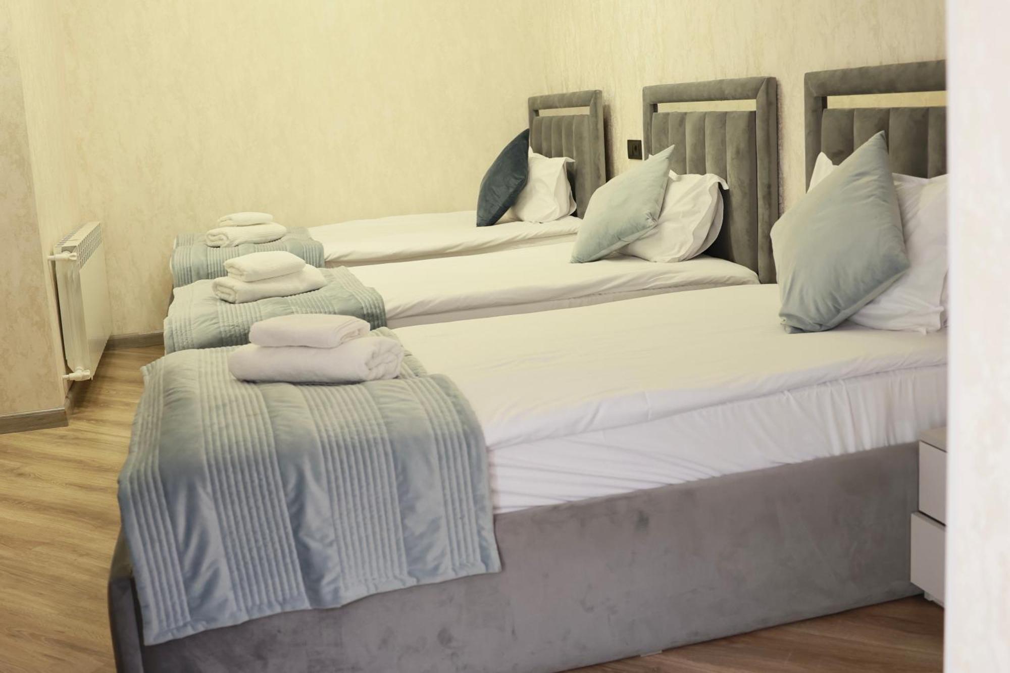 Royal Renaissance Hotel Erevan Cameră foto